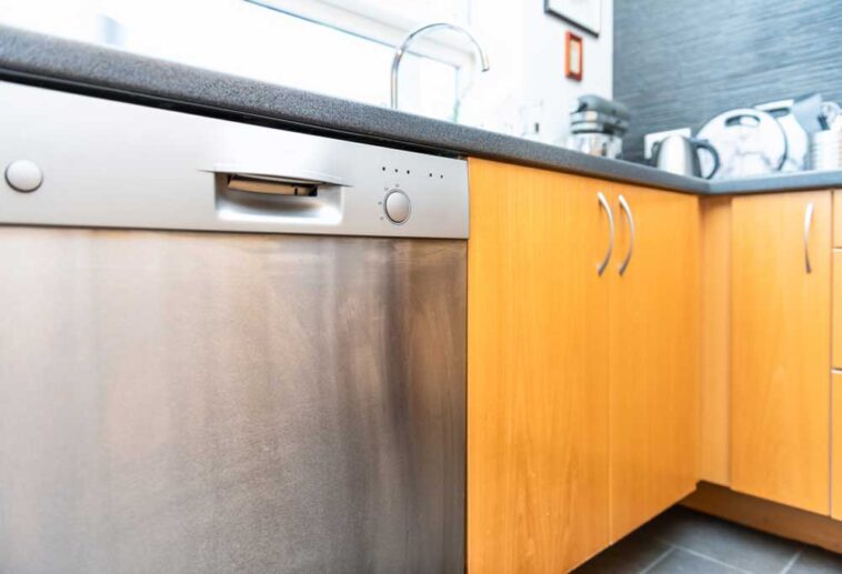 Diagonal look of a dishwasher set into a cabinet system