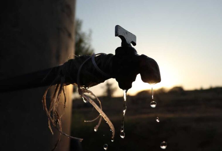 How to Use a Dripping Faucet to Prevent Freezing Shiny Modern